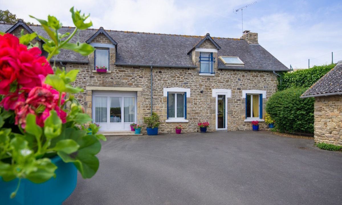 Photo of Outdoor in Henon