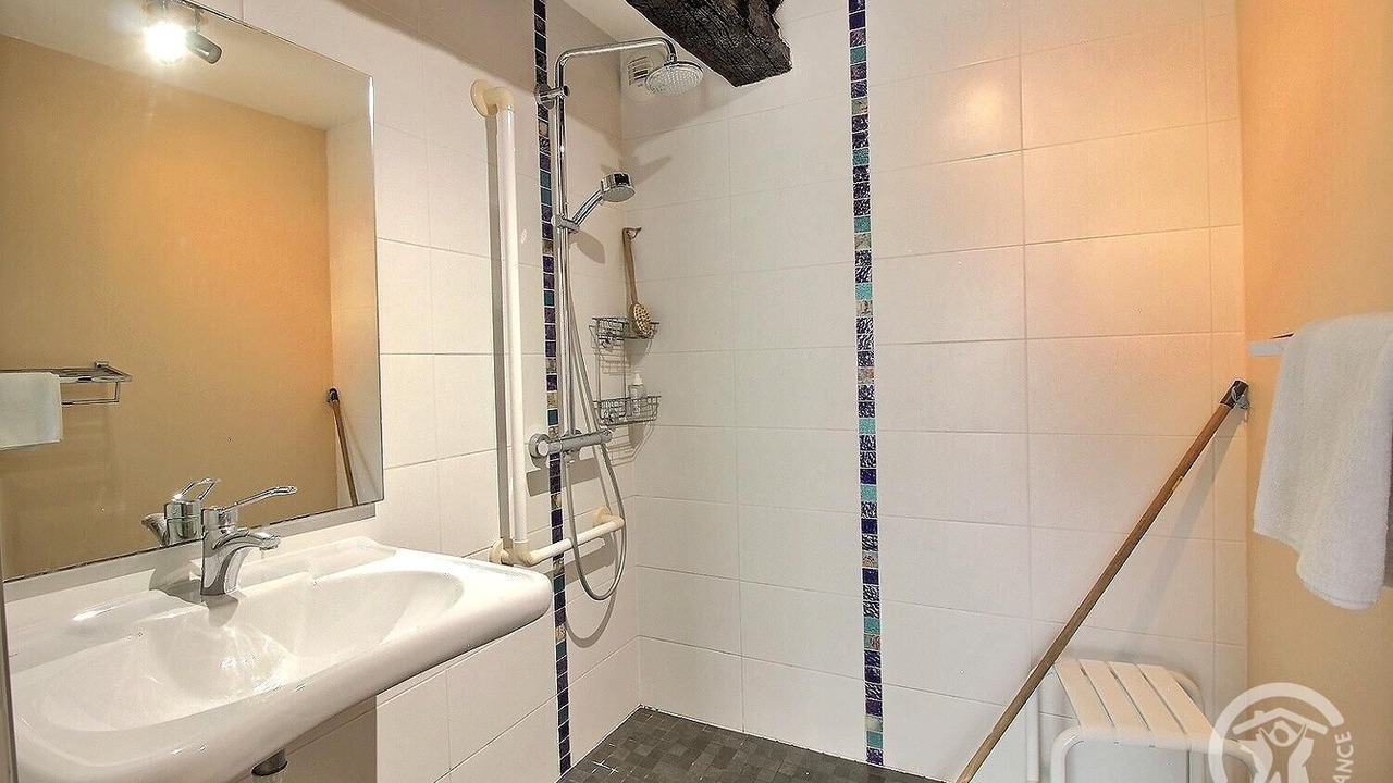 Photo of Bathroom in Tredaniel