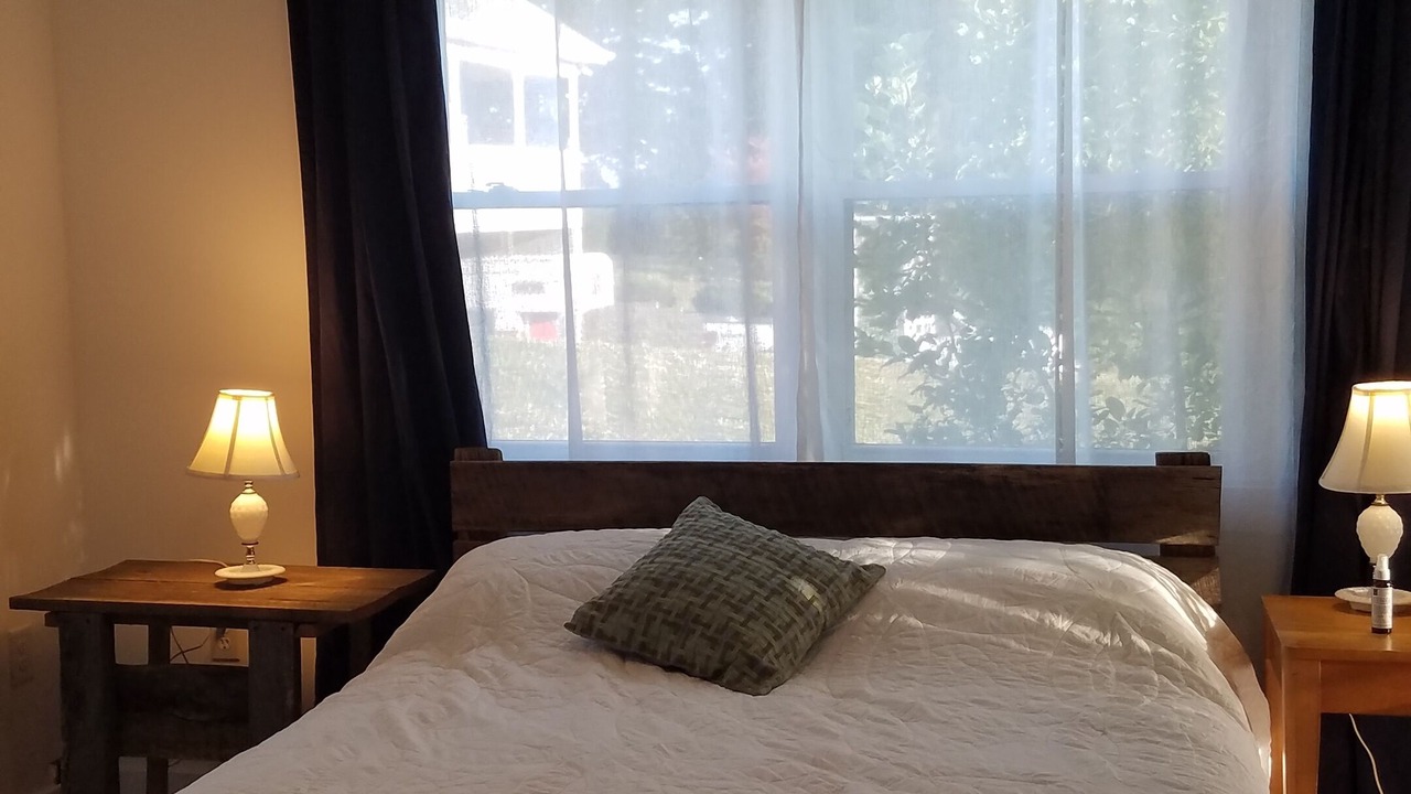 Photo of Bedroom in Stokes