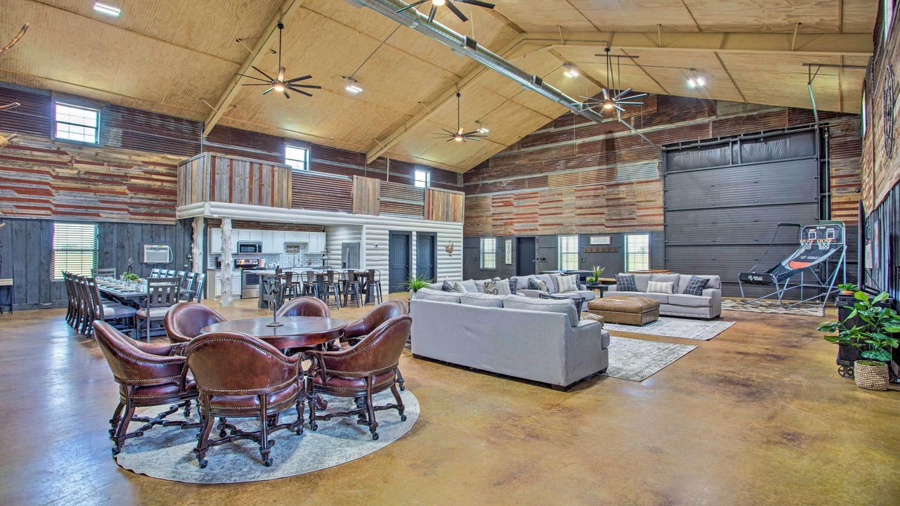 Photo of Livingroom in Calera