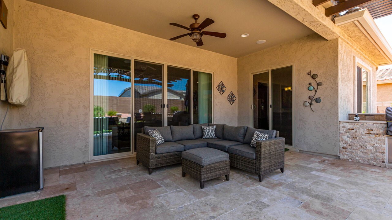 Photo of Patio Balcony in Montecito in Estrella