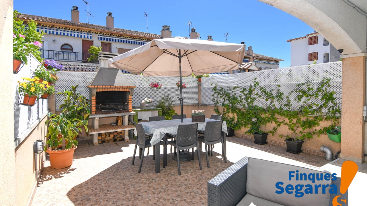 Photo of Outdoor in El Roc de Sant Gaieta
