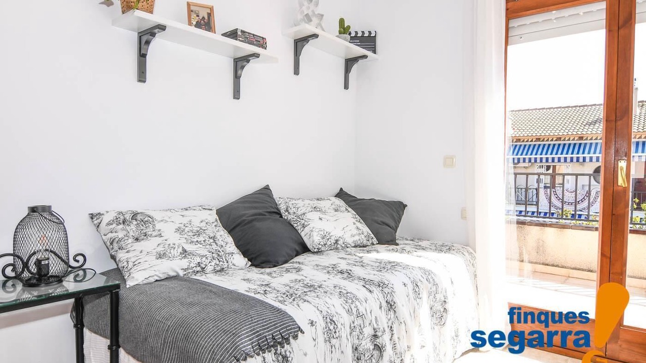 Photo of Bedroom in El Roc de Sant Gaieta