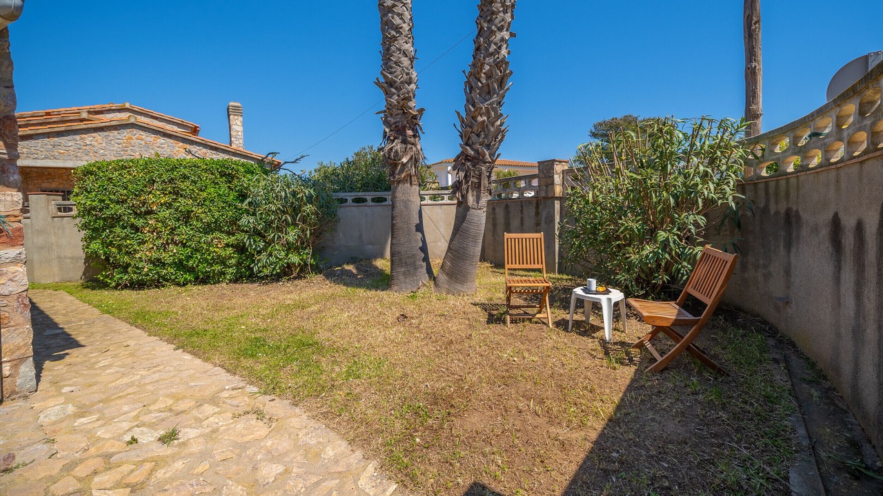 Photo of Patio Balcony in L'Escala