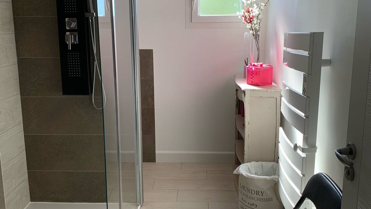 Photo of Bathroom in Castelmaurou