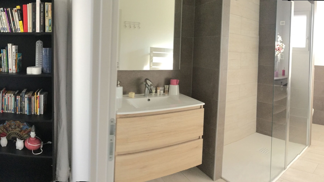 Photo of Bathroom in Castelmaurou