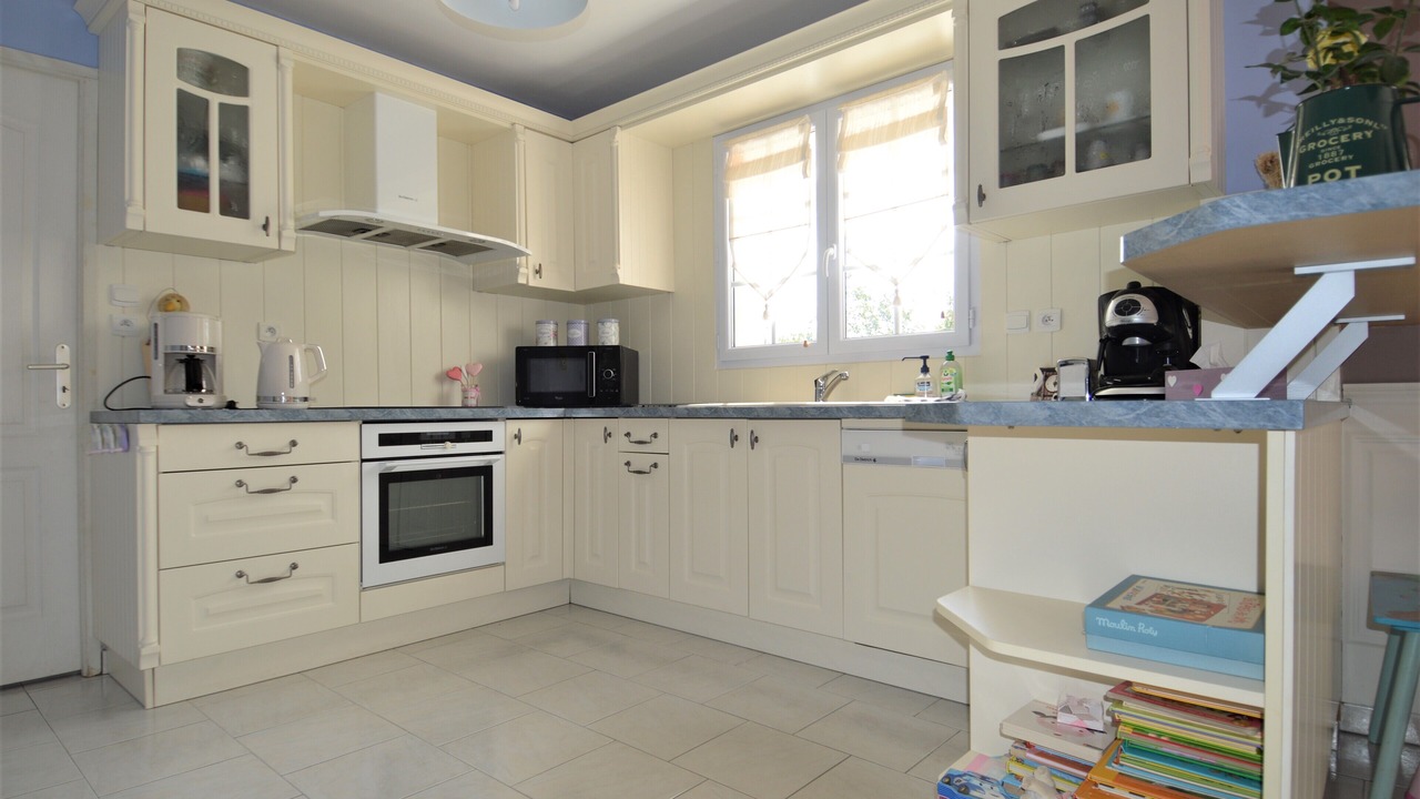 Photo of Kitchen in Saonnet