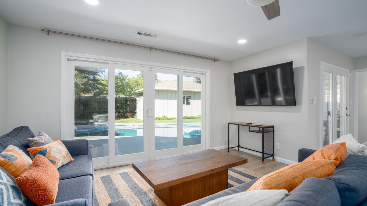 Photo of Livingroom in Napa
