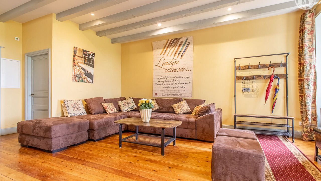 Photo of Livingroom in Cluny
