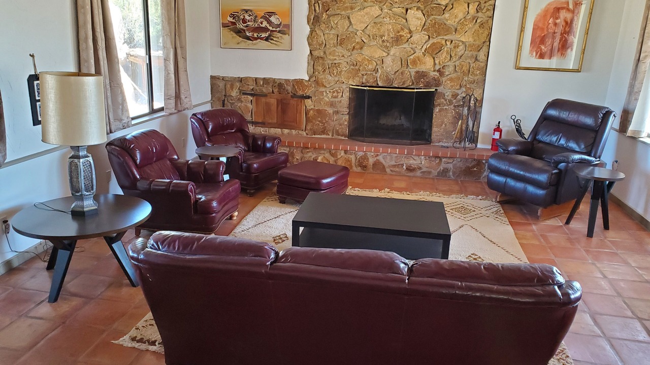 Photo of Livingroom in Dragoon