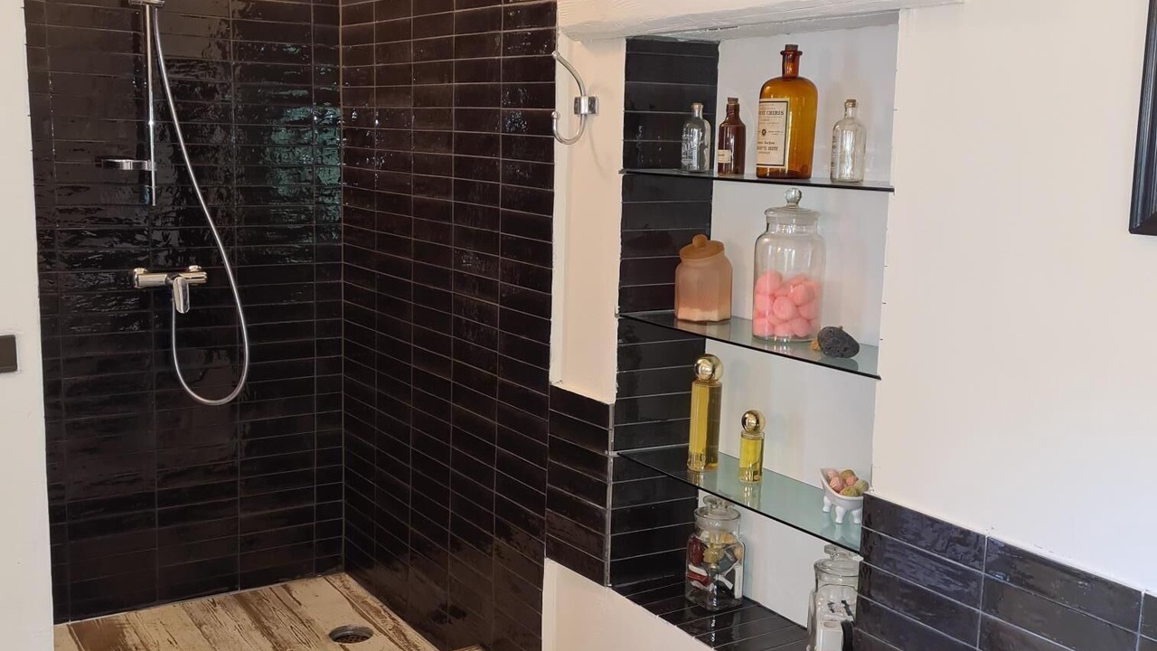 Photo of Bathroom in Aramon