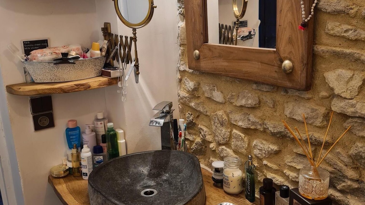 Photo of Bathroom in Aramon