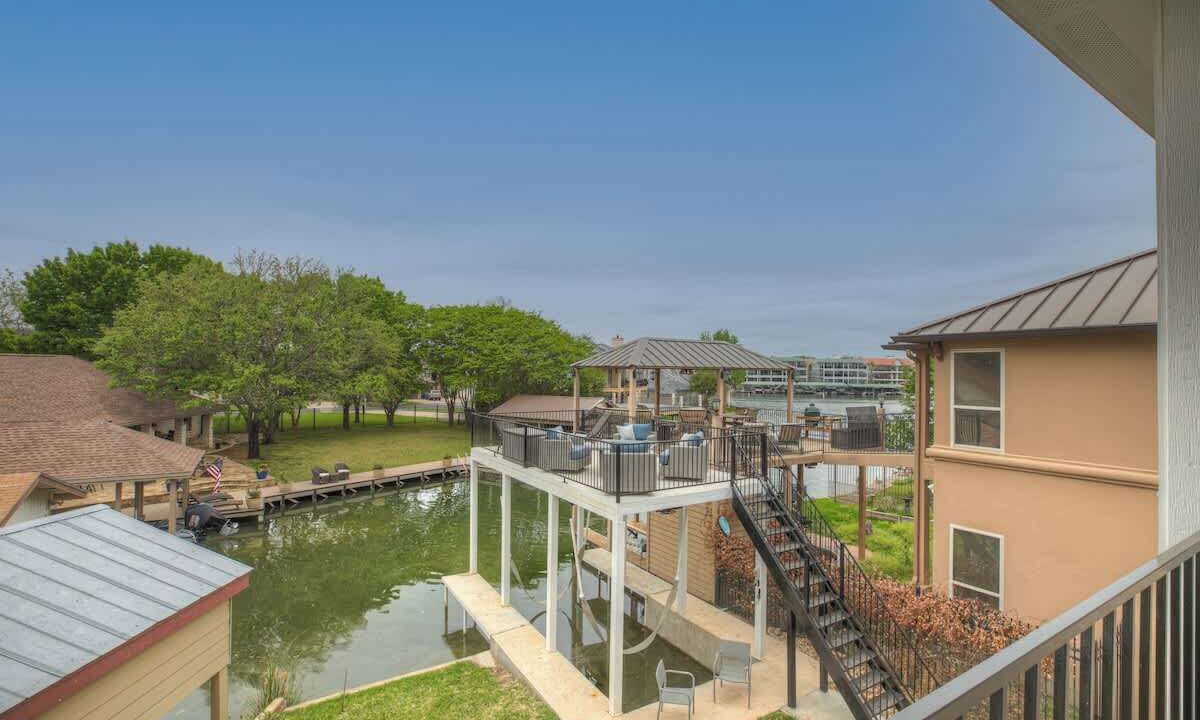Photo of Patio Balcony in Horseshoe Bay