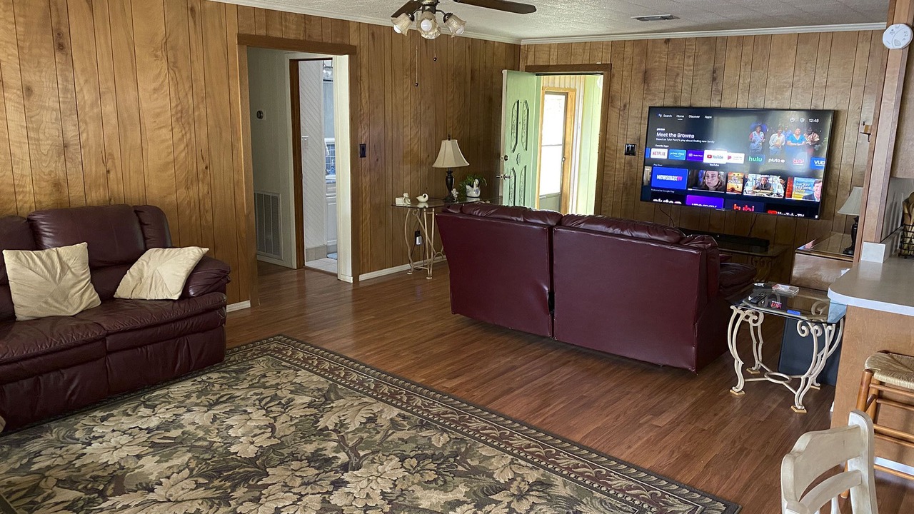 Photo of Livingroom in Hemphill