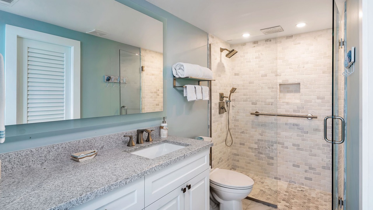 Photo of Bathroom in Big Coppitt Key