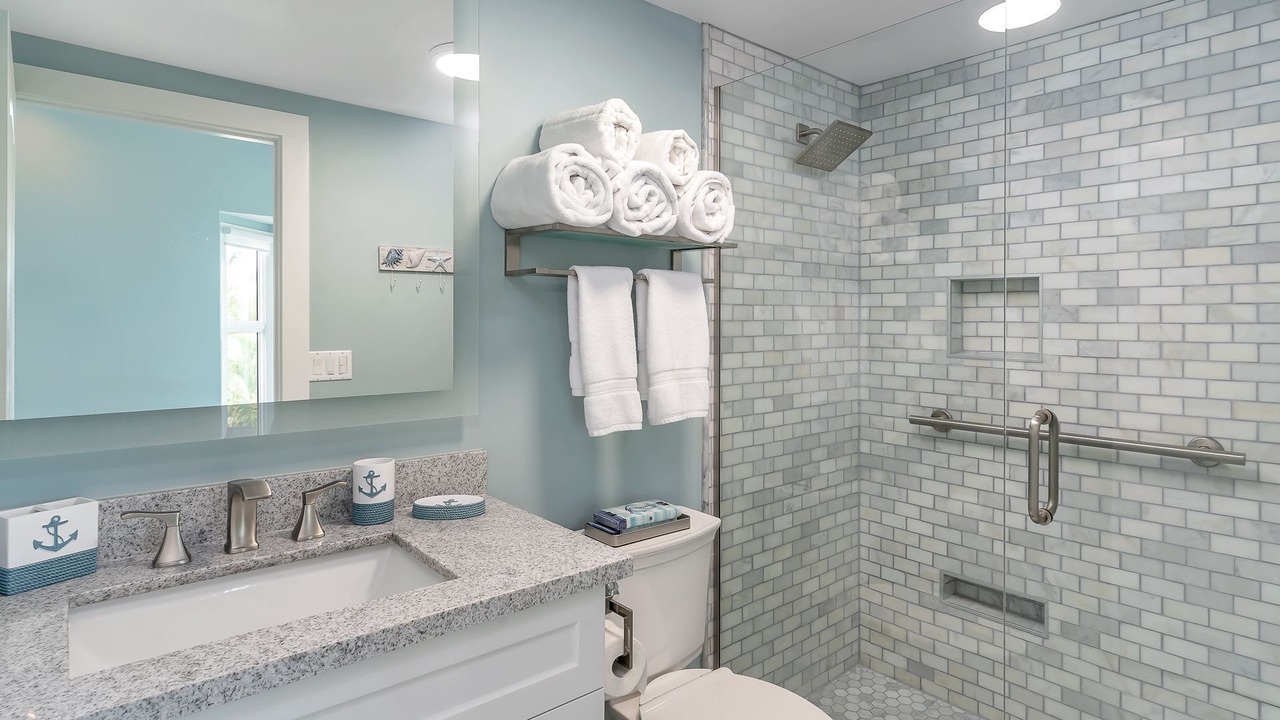 Photo of Bathroom in Big Coppitt Key