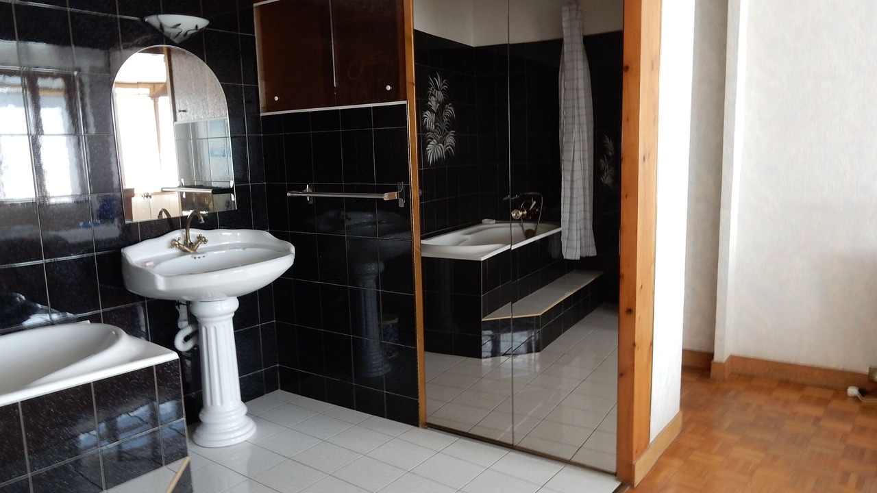 Photo of Bathroom in Estoublon