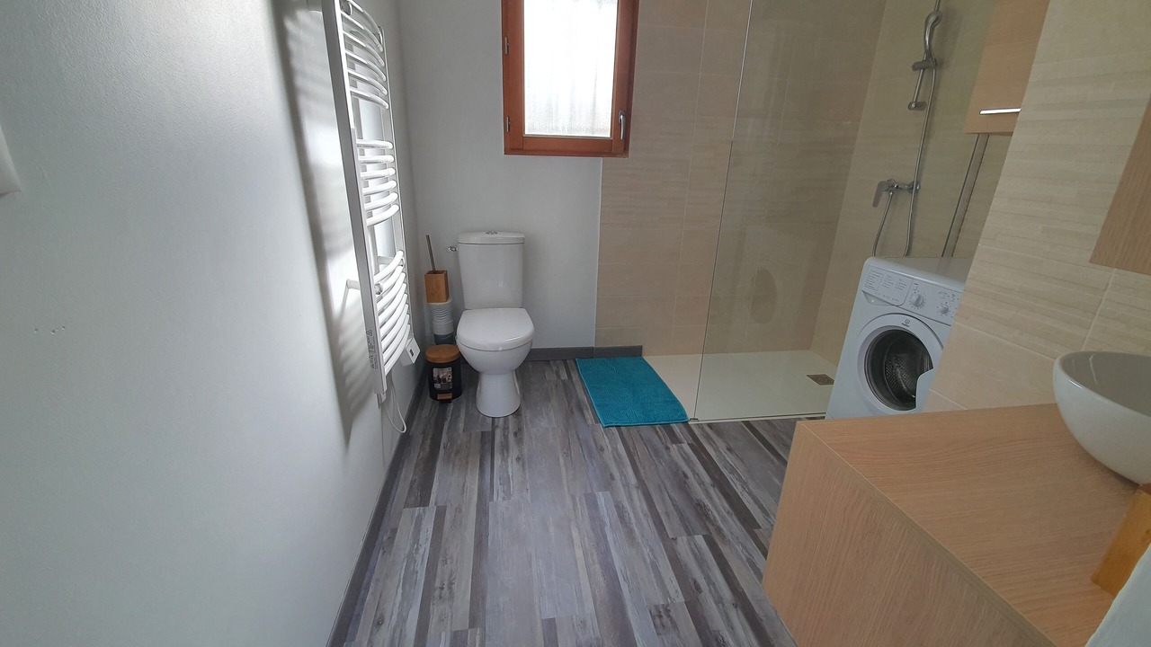 Photo of Bathroom in Meusnes