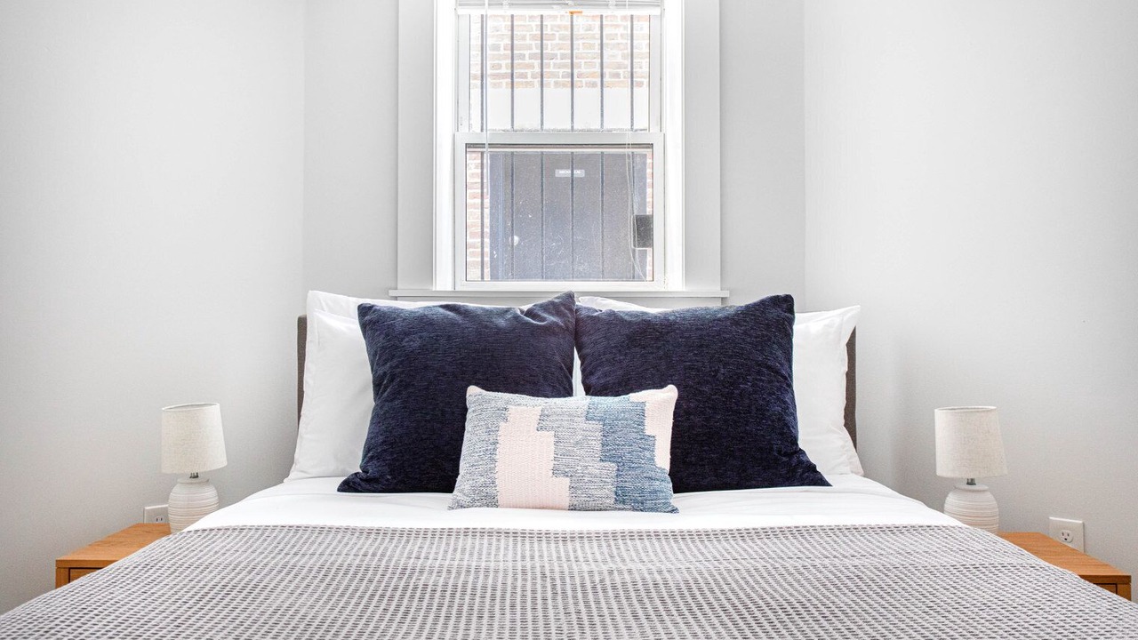 Photo of Bedroom in Cleveland Circle