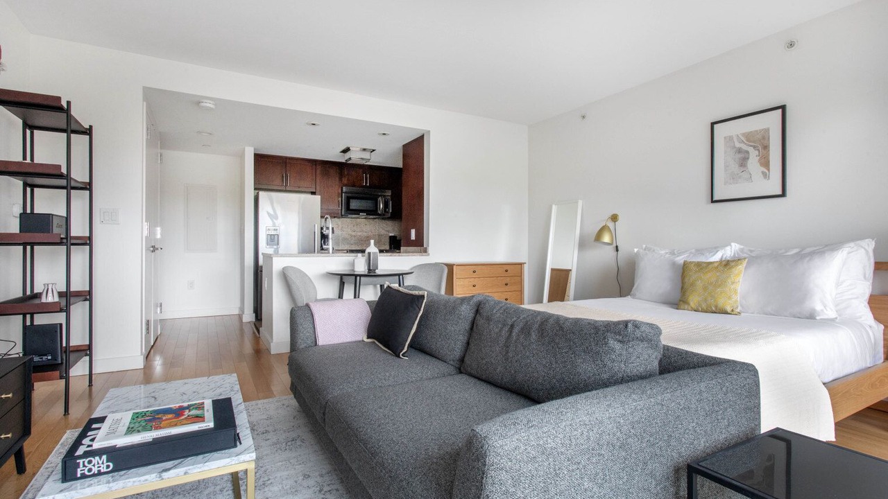 Photo of Livingroom in Back Bay East