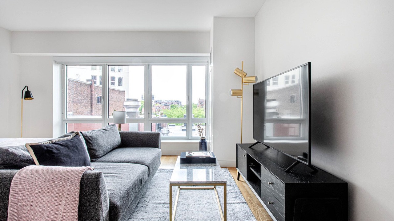 Photo of Livingroom in Back Bay East