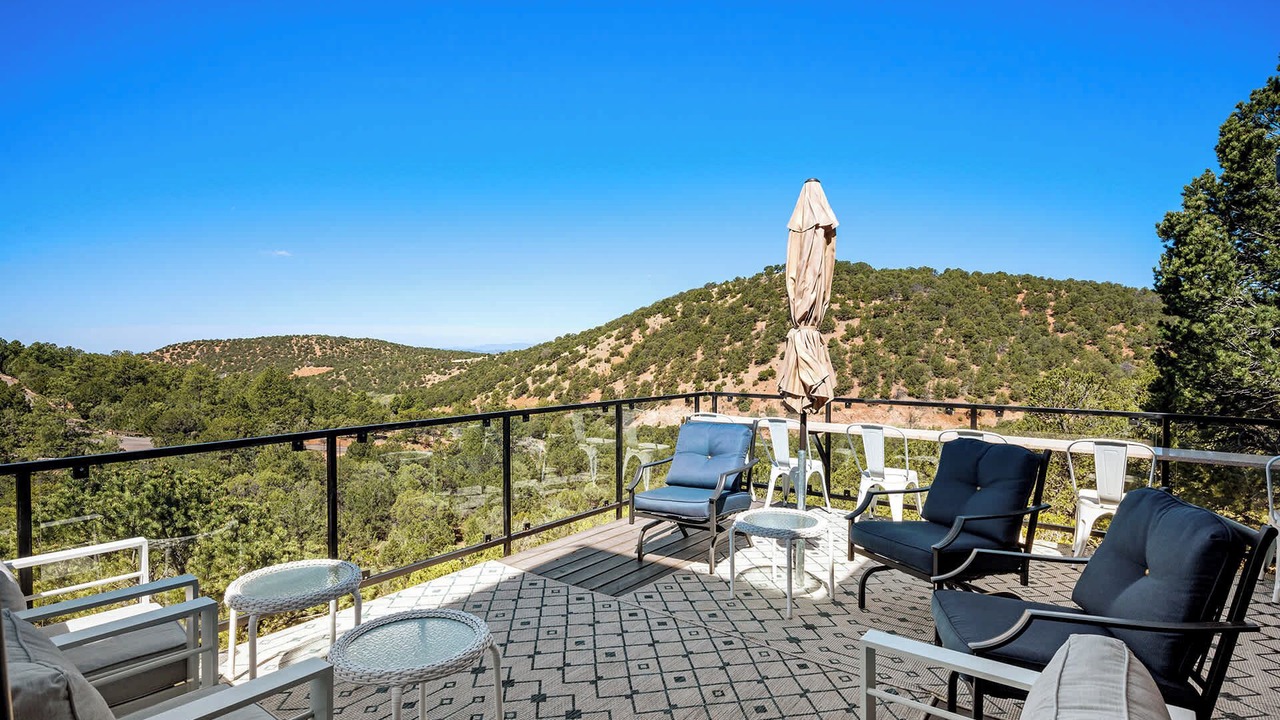 Photo of Outdoor in North Hills