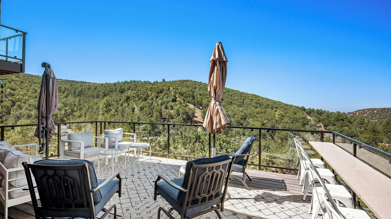 Photo of Outdoor in North Hills