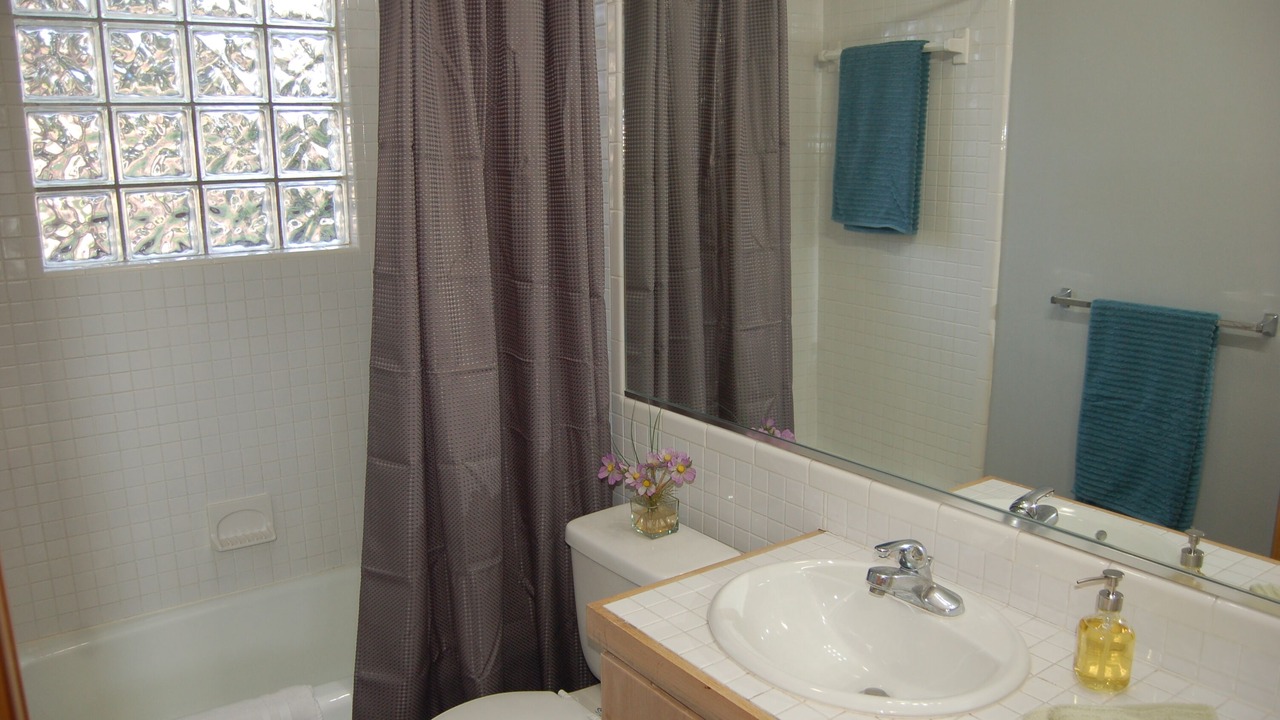 Photo of Bathroom in Triangle State