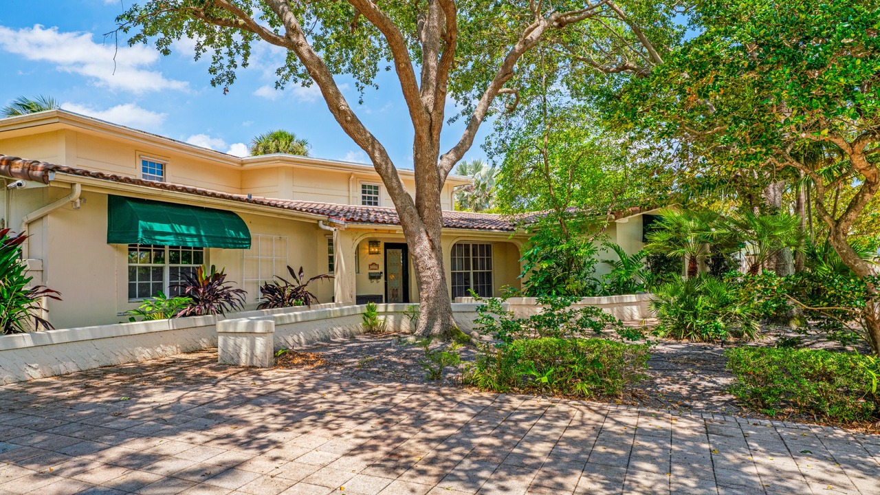 Photo of Outdoor in Oakland Park