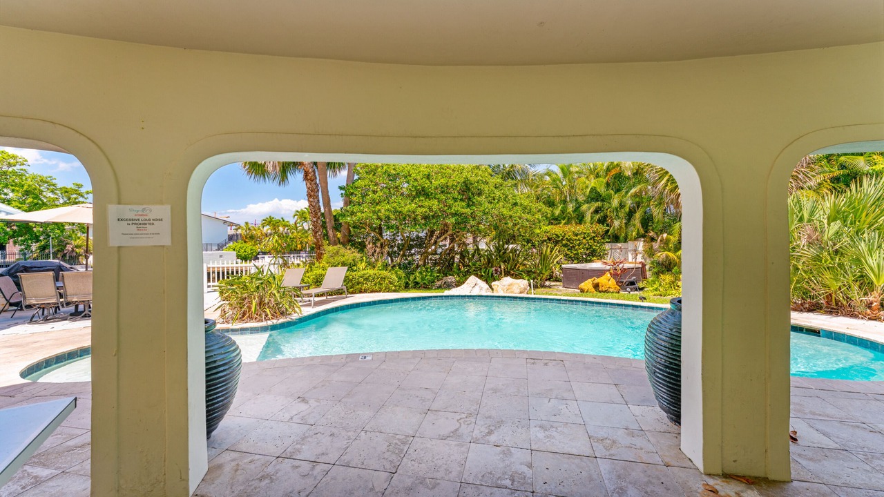 Photo of Outdoor in Oakland Park