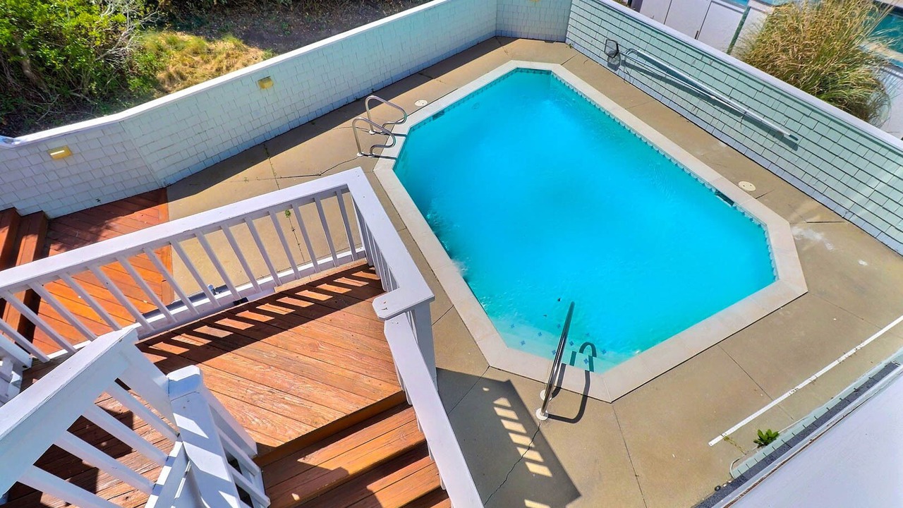 Photo of Outdoor in Monteray Shores