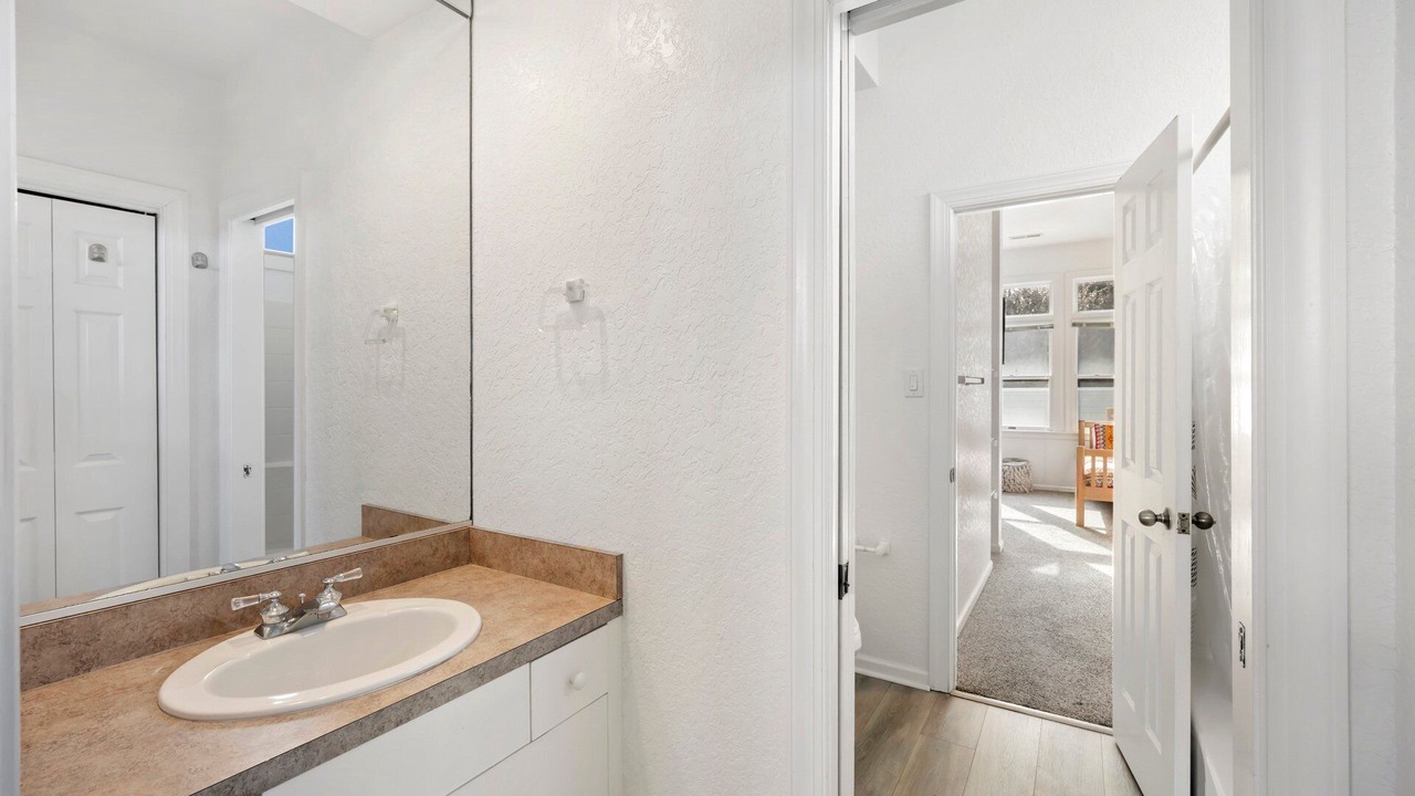 Photo of Bathroom in Monteray Shores