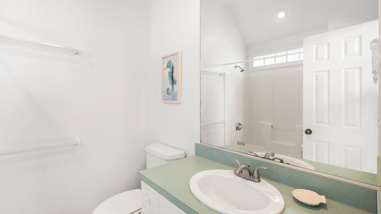 Photo of Bathroom in Monteray Shores