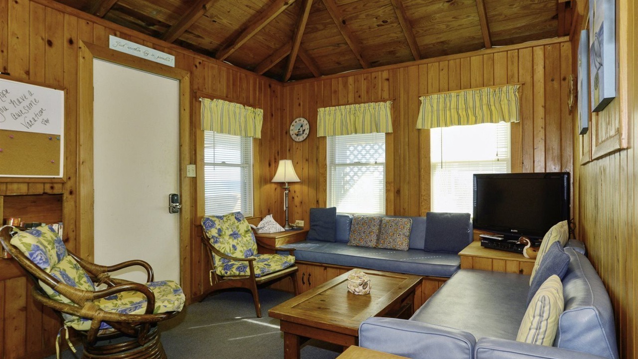Photo of Livingroom in Kitty Hawk