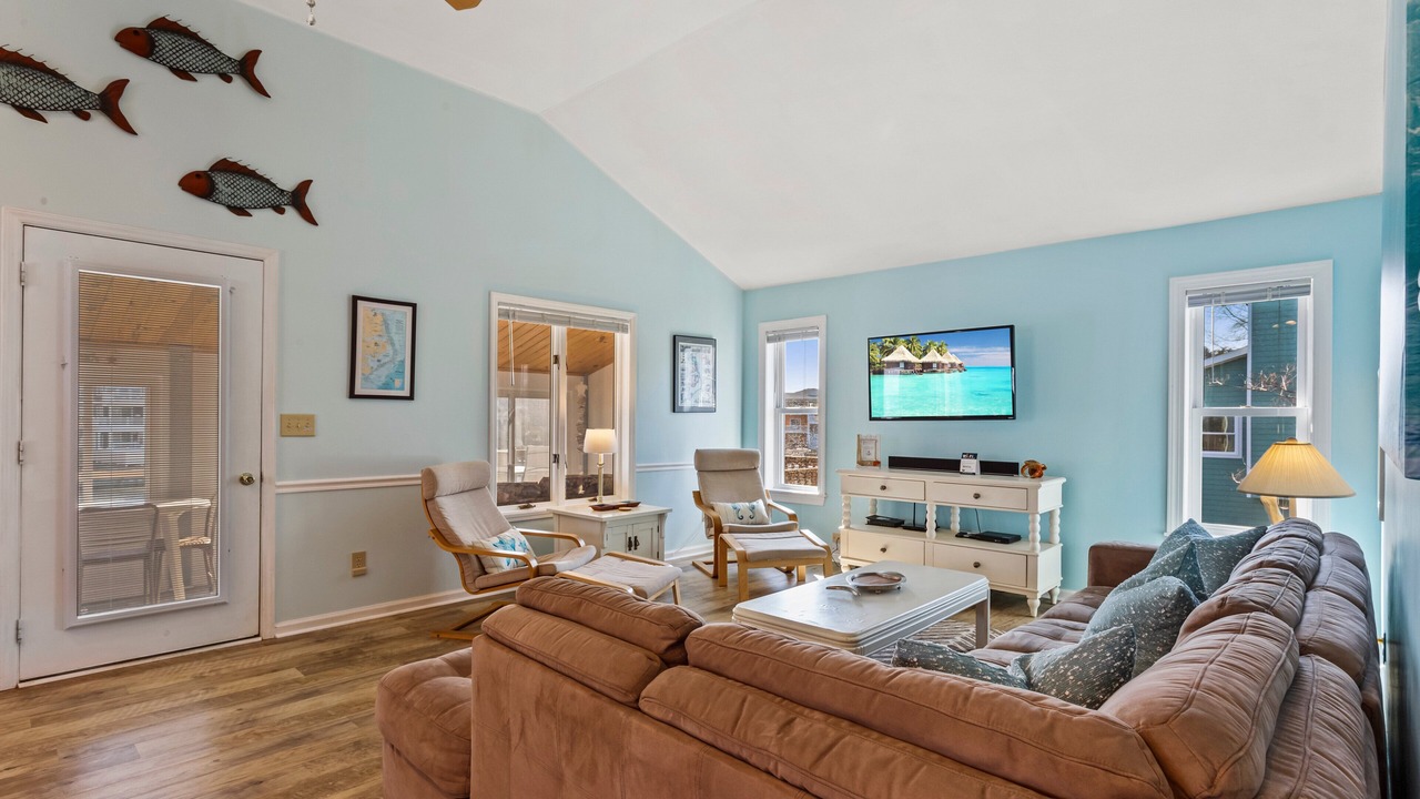 Photo of Livingroom in Colington Harbour