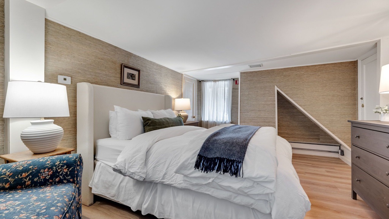 Photo of Bedroom in Mendon