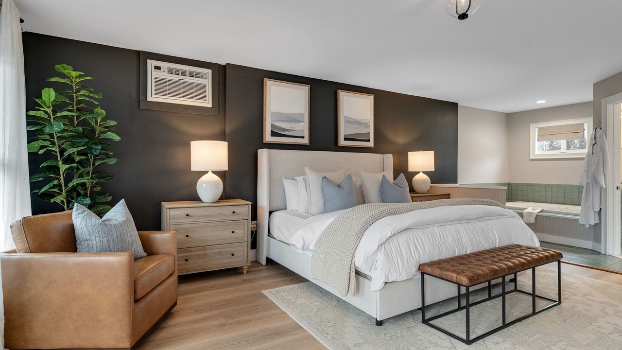 Photo of Bedroom in Mendon
