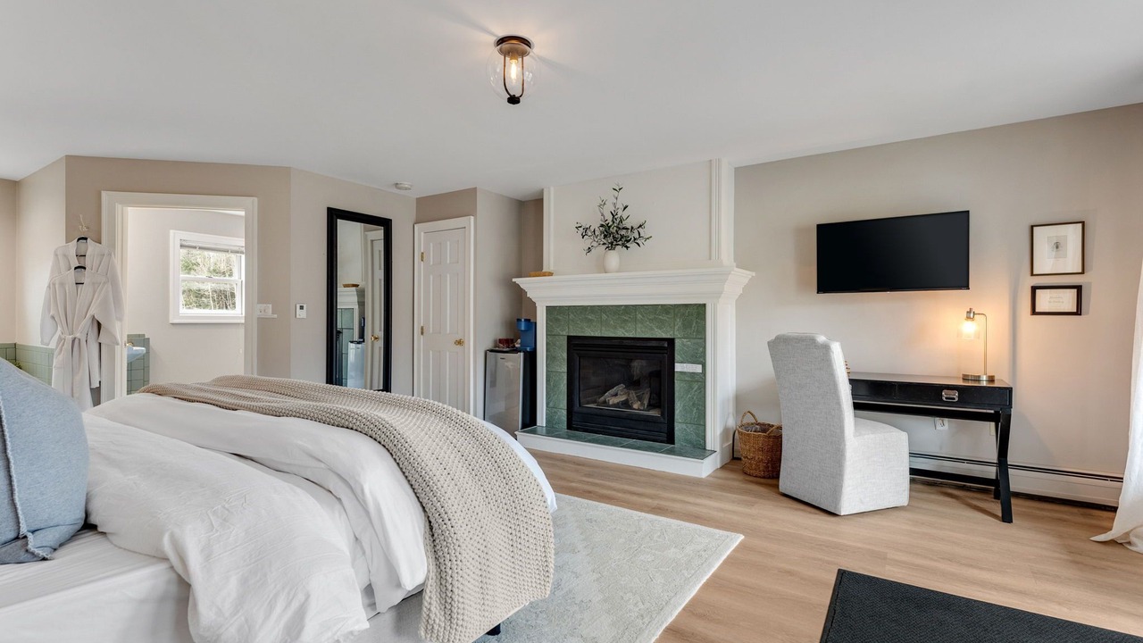 Photo of Bedroom in Mendon