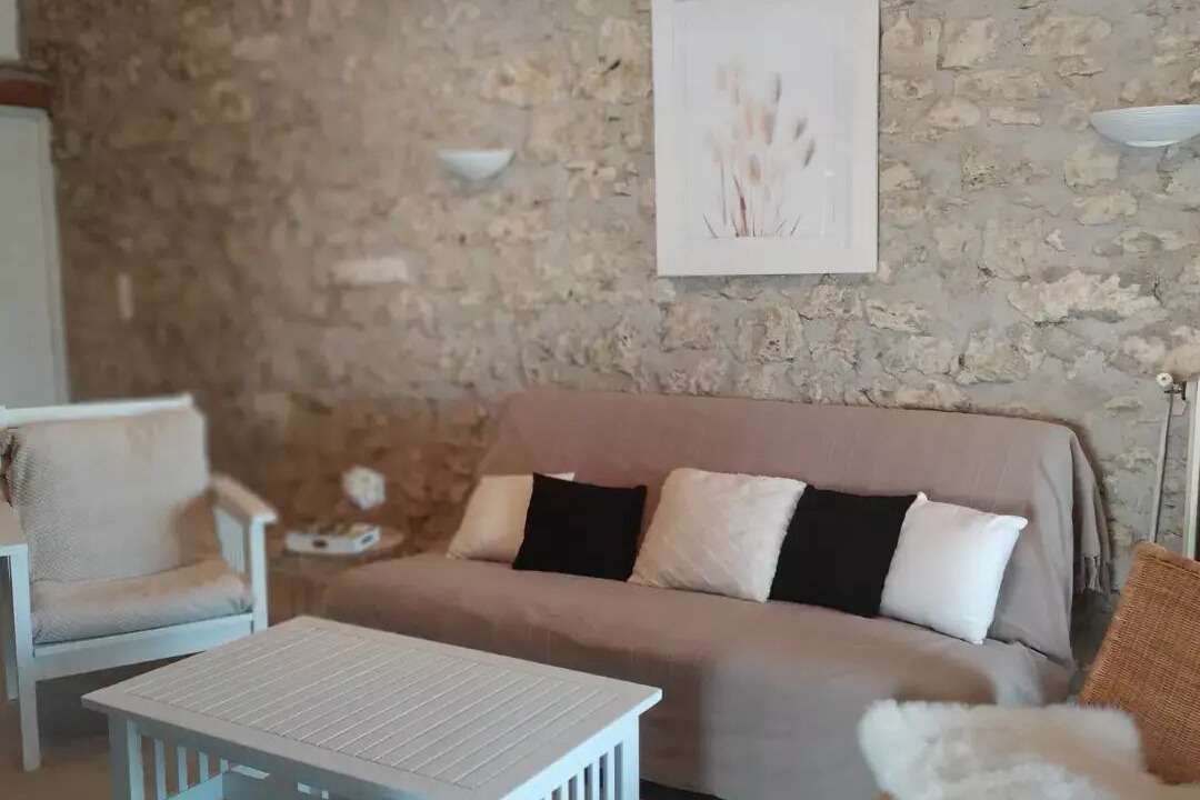 Photo of Livingroom in Saint-Beauzeil
