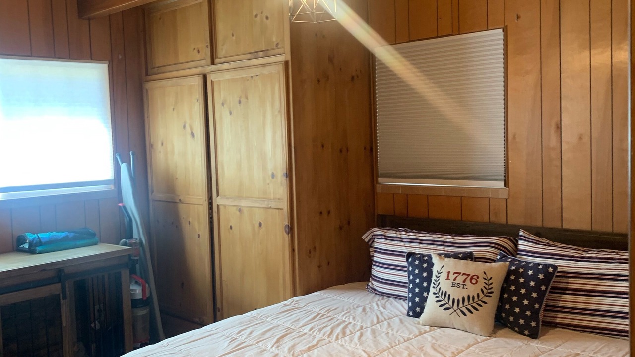 Photo of Bedroom in Shaver Lake