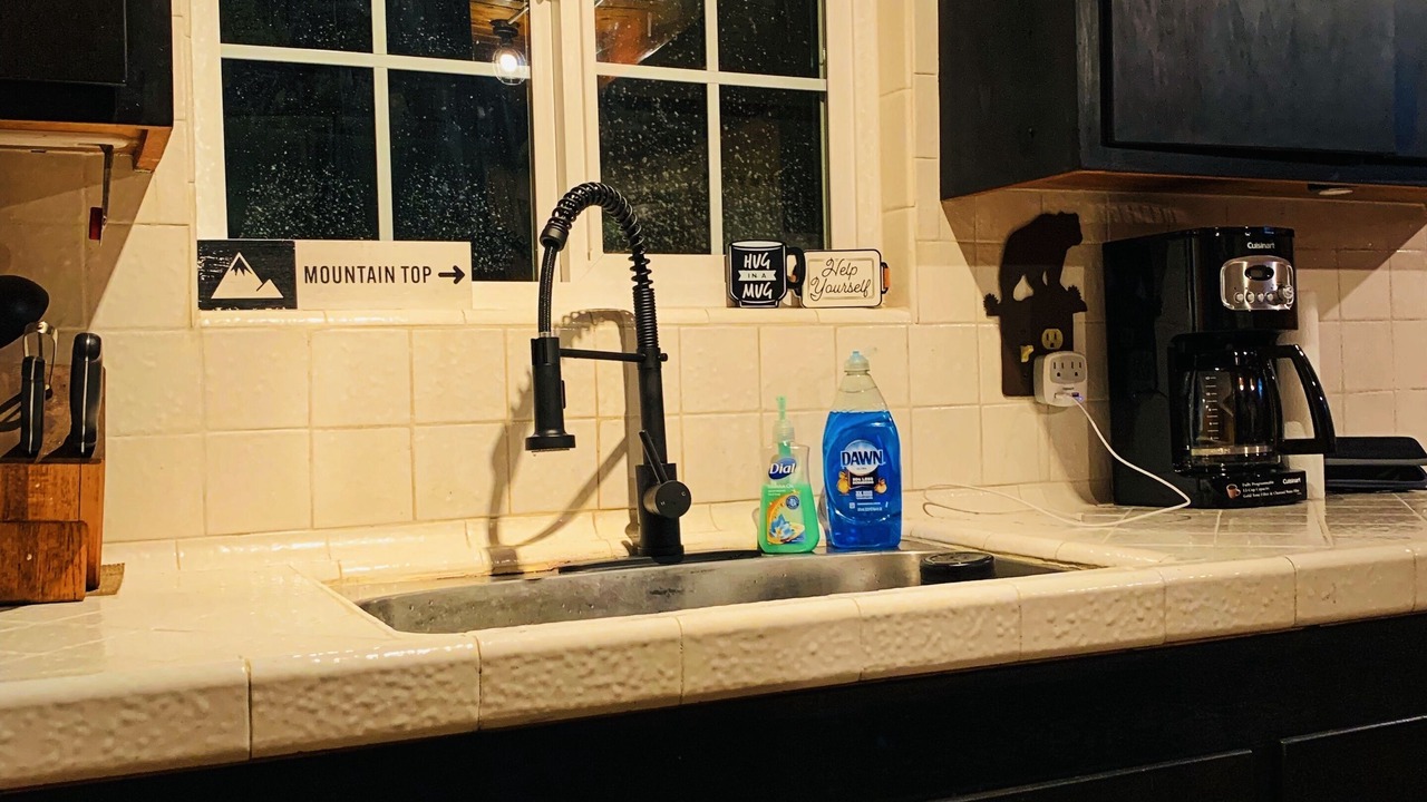 Photo of Kitchen in Shaver Lake