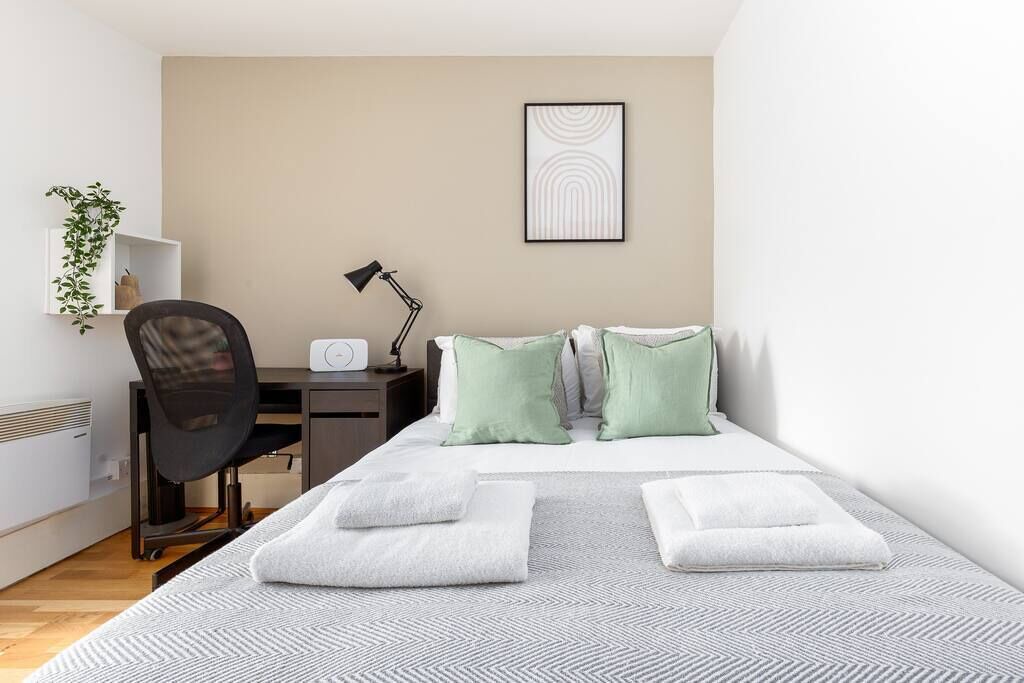 Photo of Bedroom in Bayswater