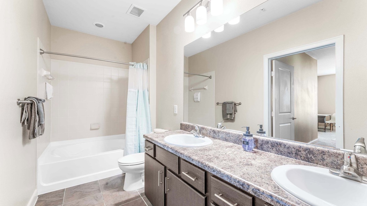 Photo of Bathroom in Greater South River City