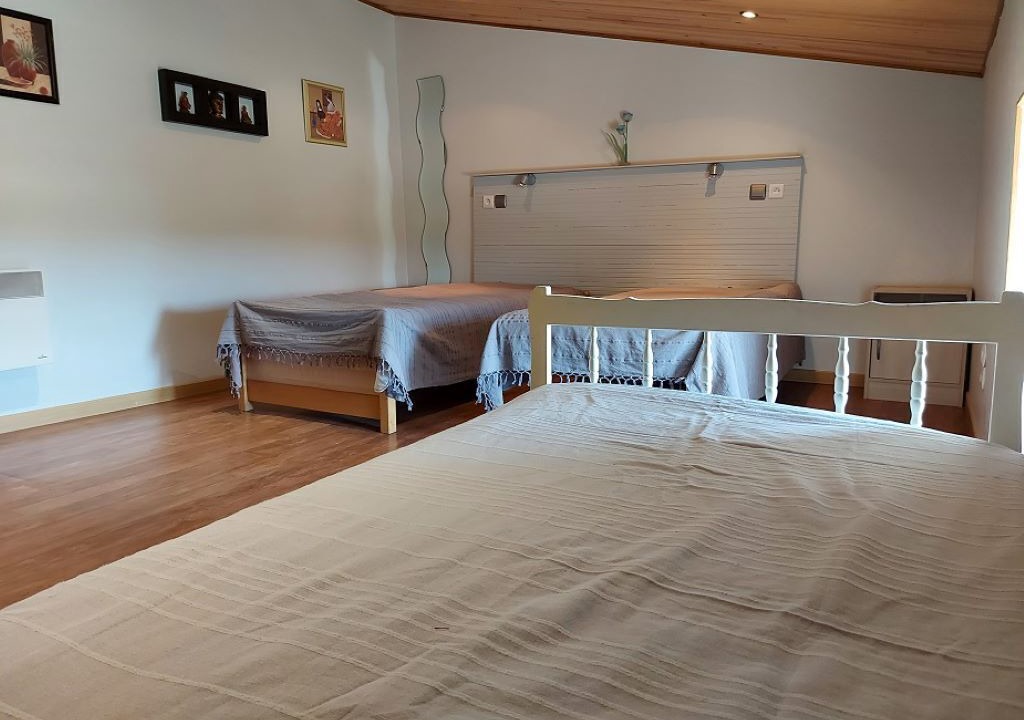 Photo of Bedroom in Saint-Jean-de-Liversay
