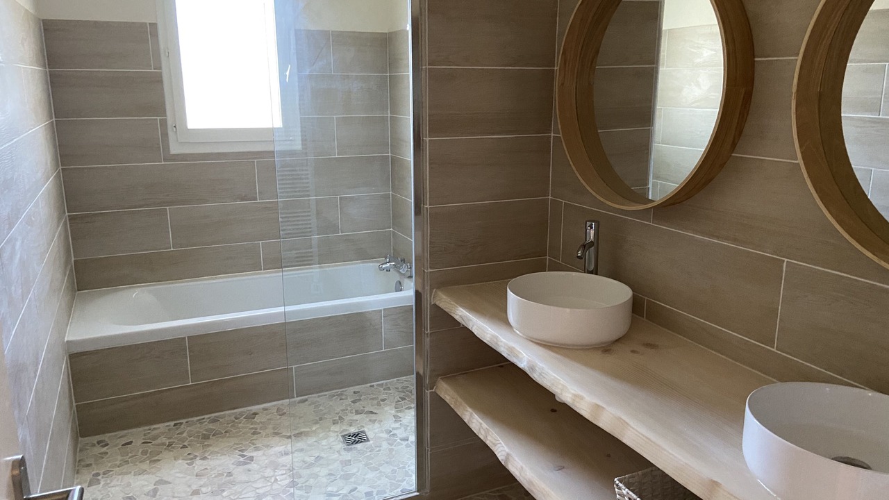 Photo of Bathroom in Gujan-Mestras