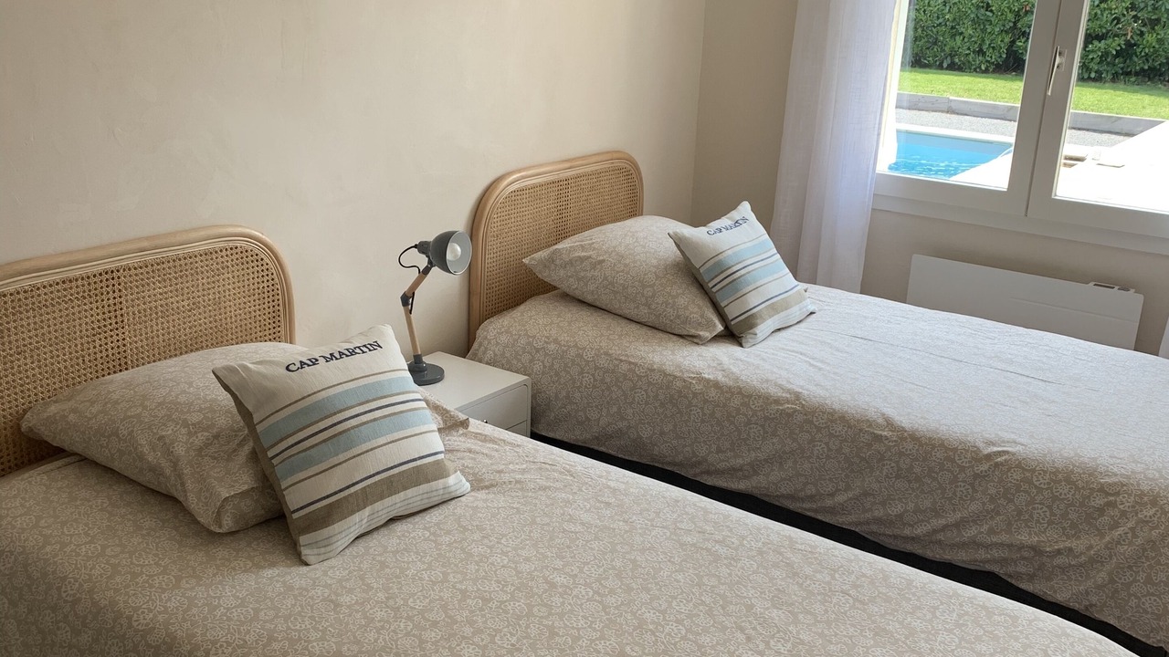 Photo of Bedroom in Gujan-Mestras