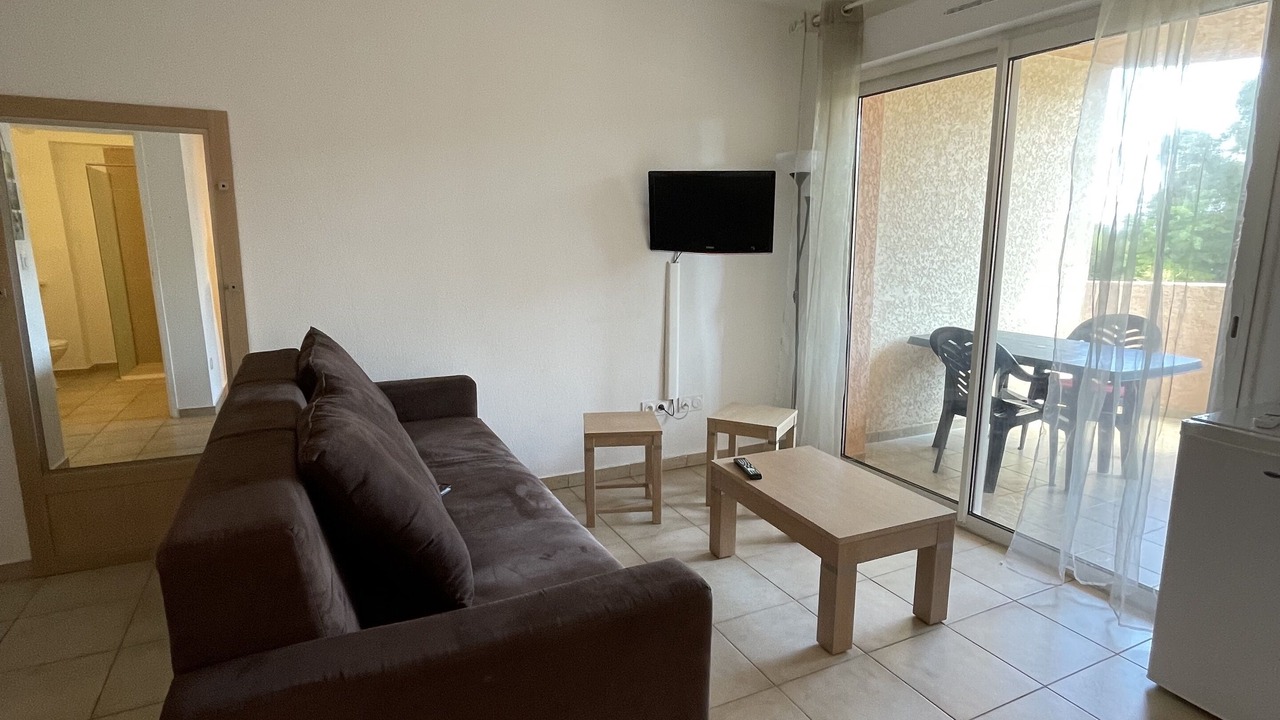 Photo of Livingroom in Santa-Maria-Poggio