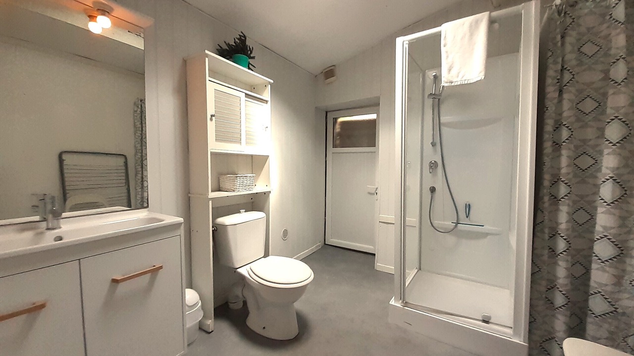 Photo of Bathroom in Getigne