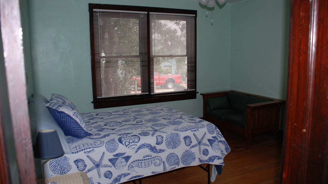 Photo of Bedroom in Cottage Line