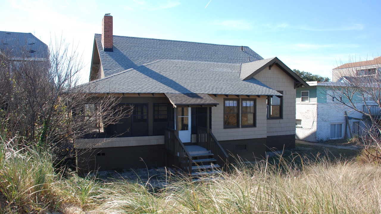Photo of Outdoor in Cottage Line